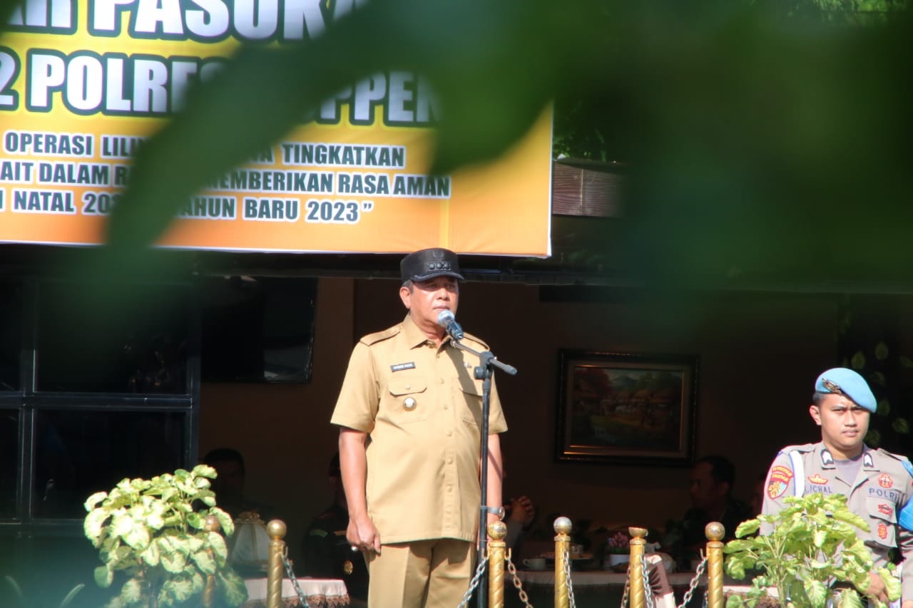 Bupati Soppeng Pimpin Apel Operasi Lilin dan Bacakan Sambutan Seragam Kapolri Pengamanan Nataru 2023