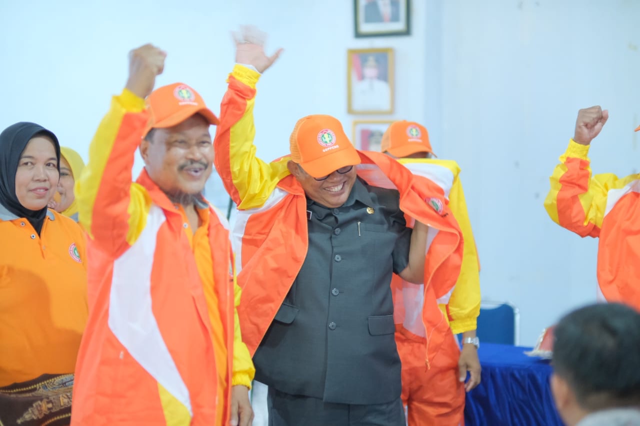 Wabup Soppeng Resmi Melepas 5.500 Kontingen Porseni PGRI VI Kab.Soppeng Tingkat Prov.Sulsel