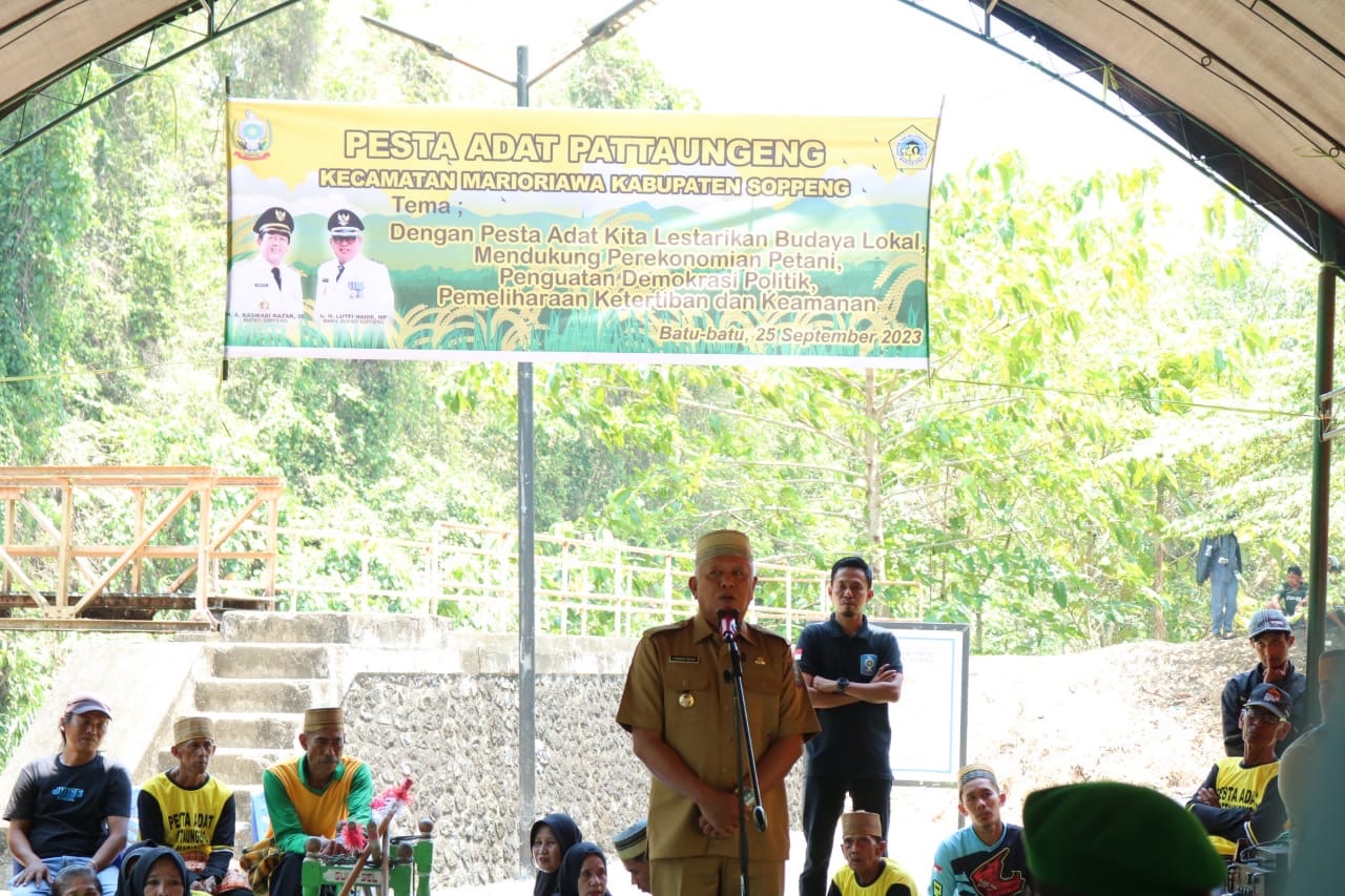 Hadiri Pesta di Bendungan Lajaroko, Bupati Soppeng Meminta Adat Pattaugeng ini Patut Dilestarikan