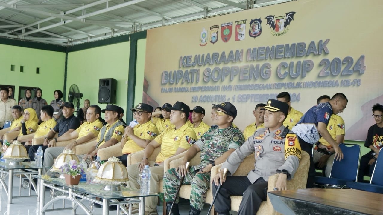 Bupati Soppeng Membuka Kejuaraan Menembak “Bupati Soppeng Cup 2024” Dalam Rangka Memperingati HUT RI Ke 79