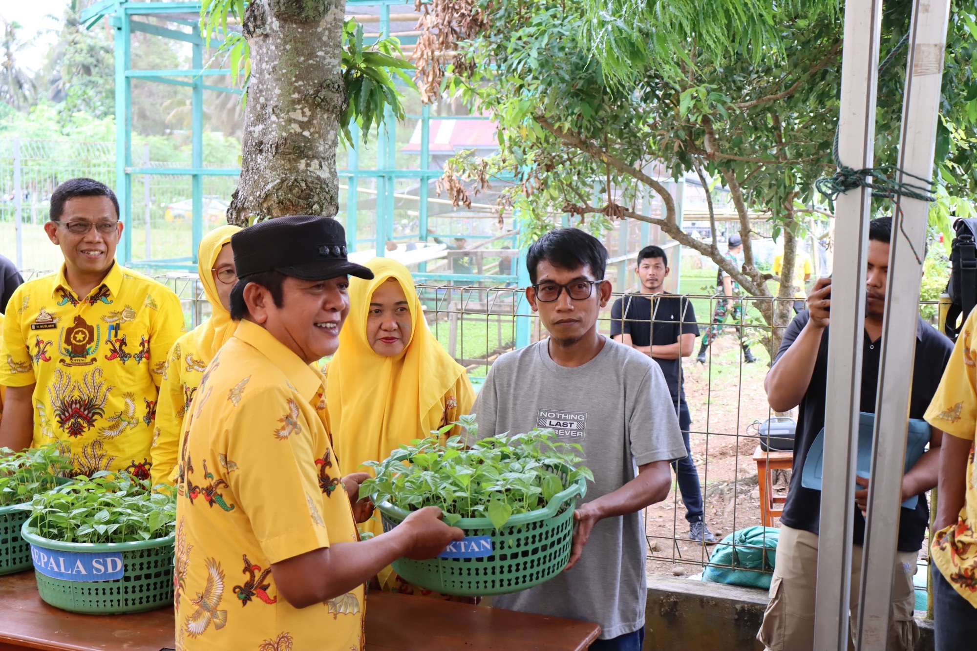 Bupati Soppeng Secara Resmi Melaunching Bibit Cabai Tampaning Bentuk Dukungan Program Ketahanan Pangan