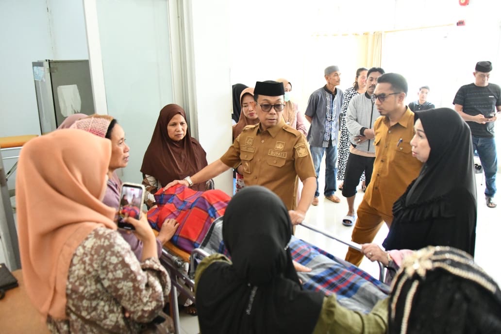 Bupati Soppeng Tunjukkan Komitmen Kepedulian Memberikan Bantuan Kemanusiaan