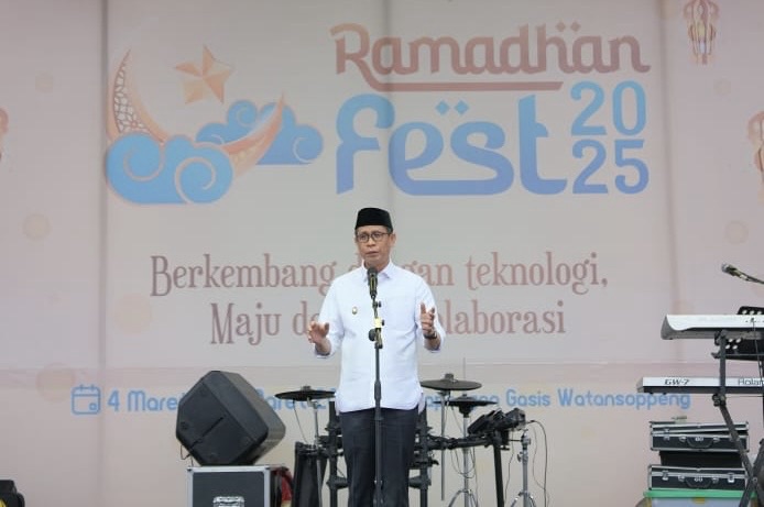 Wakil Bupati Soppeng Hadiri dan Membuka Secara Resmi Kegiatan Ramadhan Fest 2025