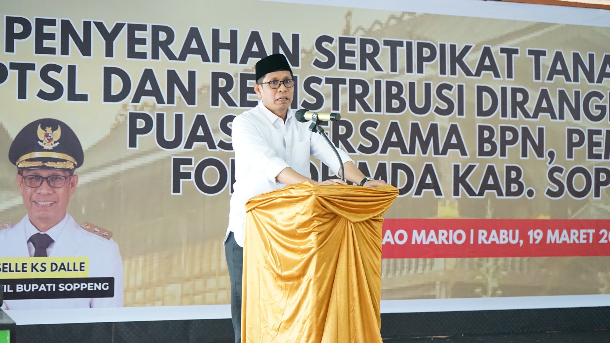 Wabup Soppeng Puji Kinerja BPN Program PTSL Atas Penyerahan 2900 Sertifikat Kepada Masyarakat