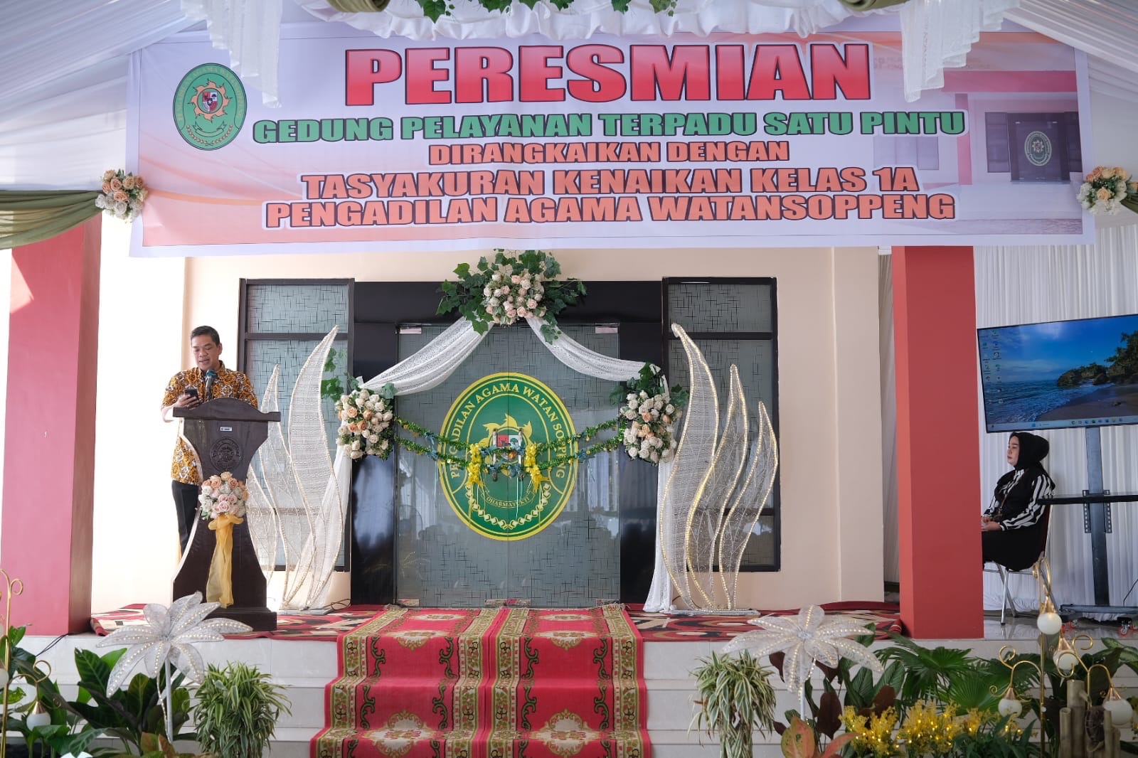 PJ. Sekda Meresmikan Gedung PTSP dan Rayakan Kenaikan Kelas IA Pengadilan Agama Watansoppeng