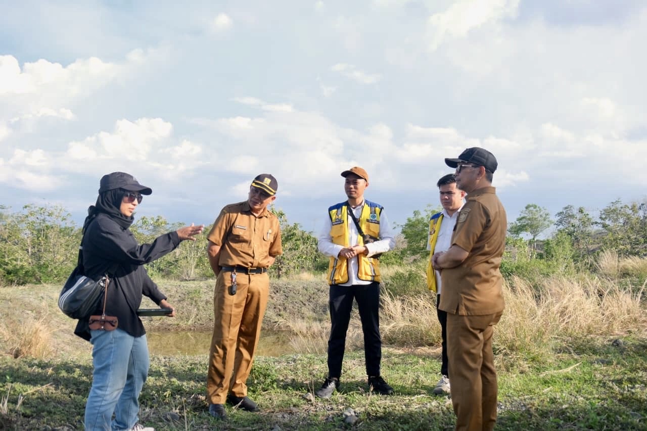 Bupati Soppeng Dampingi Tim Kementerian PUPR RI Tinjau Lokasi Pembangunan Sekolah Rakyat